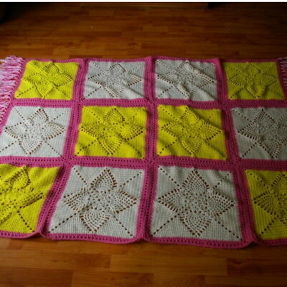 Granny Square Crochet Afghan Blanket Throw - Picture 5 of 8